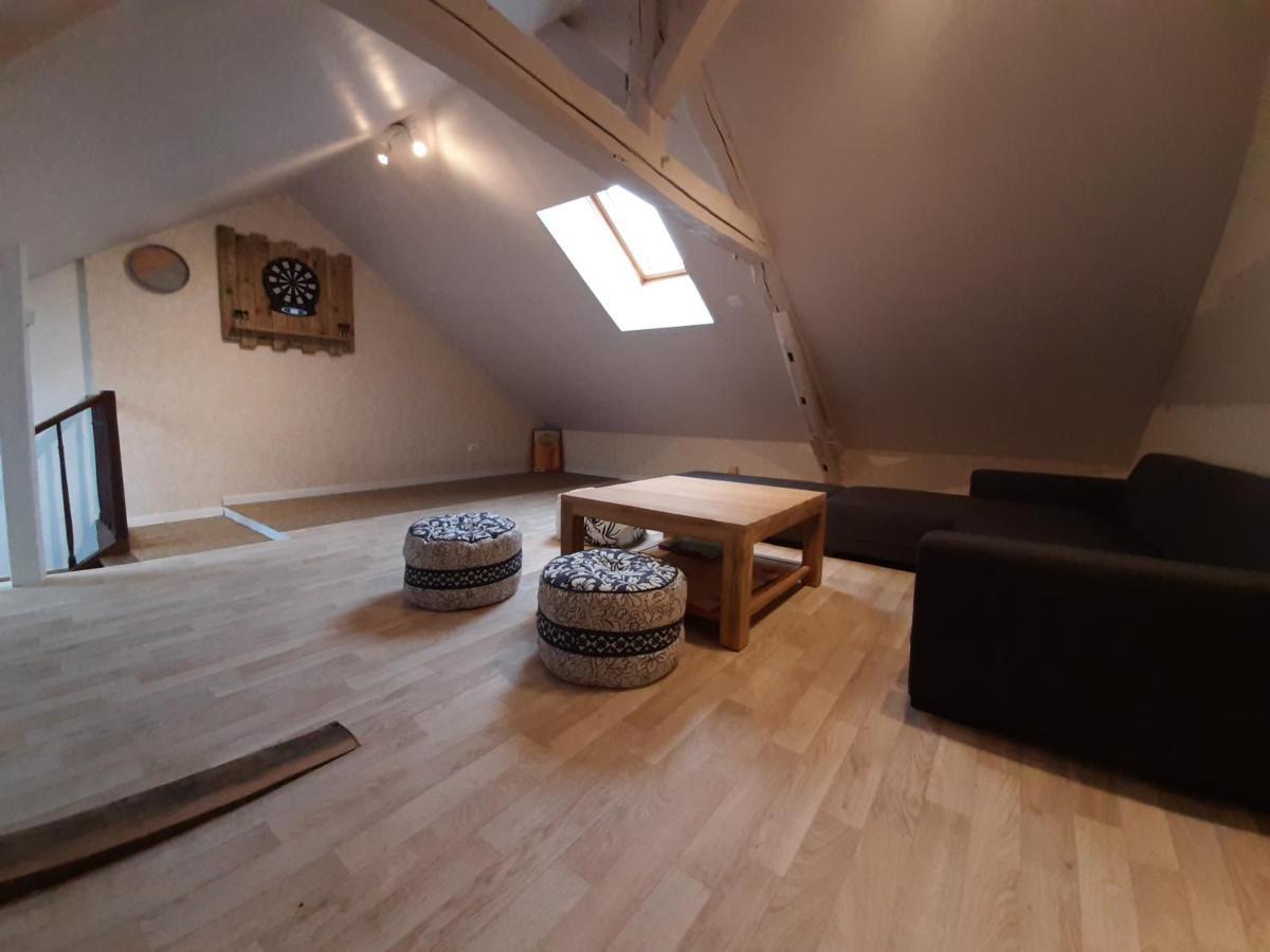Aux Hirondelles Du Apartment